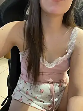 Larissaferri webcam