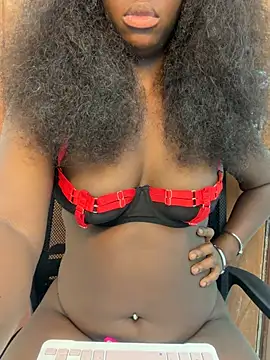 leylabelle26 - Leylabelle26's free webcam - UK Sex Cams