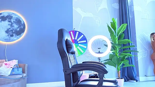 SpoilM3Mor3 webcam