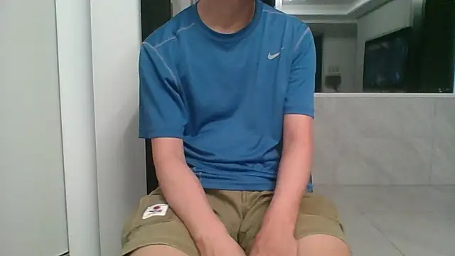 nole_china7 (Ask my age) - talk / fun / cum