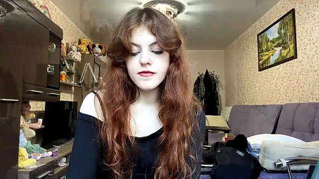 BuzzingRaid live webcam show