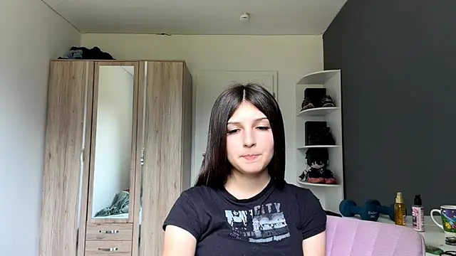 SpanishRooter webcam