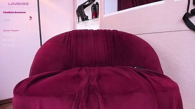 FrancesYork live cam on StripChat