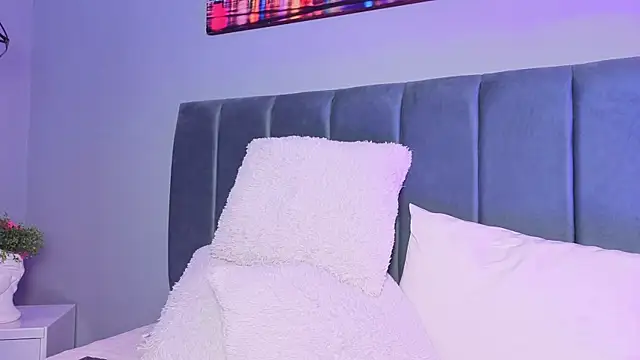 ninna_curly webcam