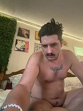 PoundedCajunGuy93 webcam