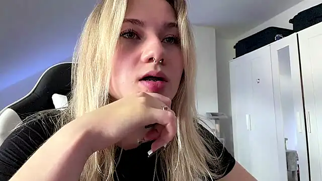tutsiecutie webcam