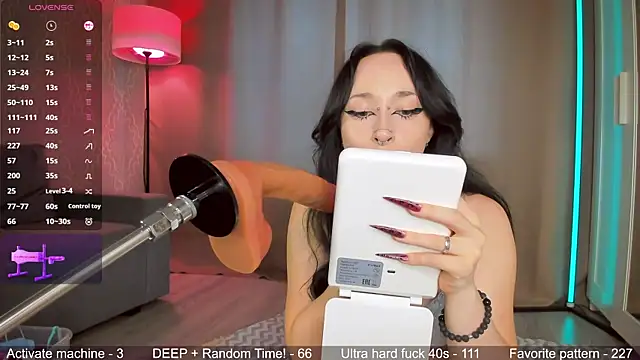 Juicy_Vikki webcam