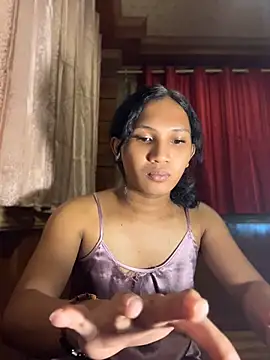 slutty_aki webcam
