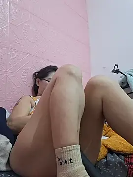 WinterMelon88 live cam on StripChat
