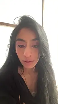 Lucyjoi live cam on StripChat