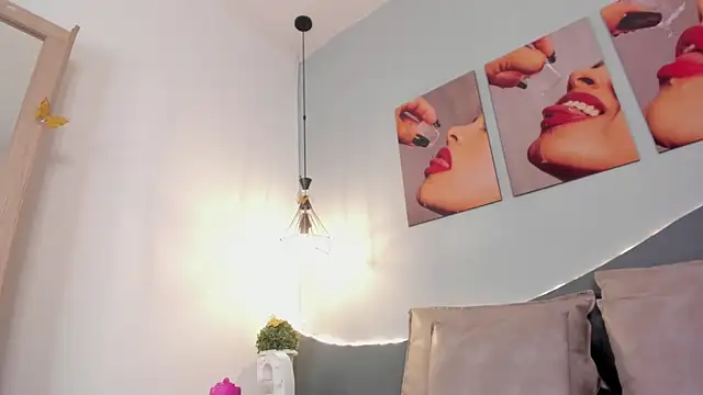 CannelaSmith webcam