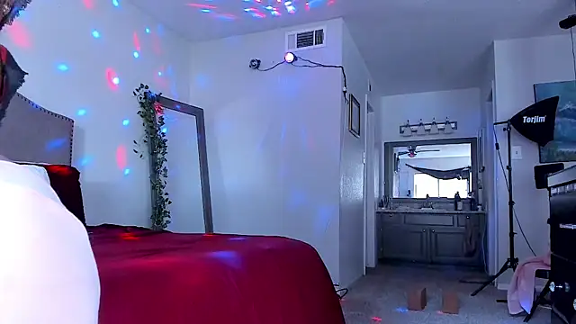 yiauana live webcam show