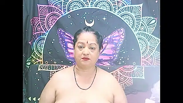matureindian live cam on StripChat