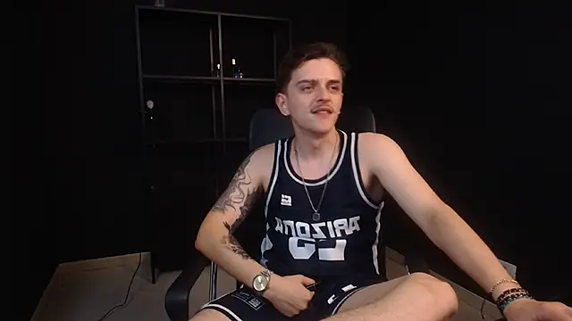 FelixStarkk live cam on StripChat