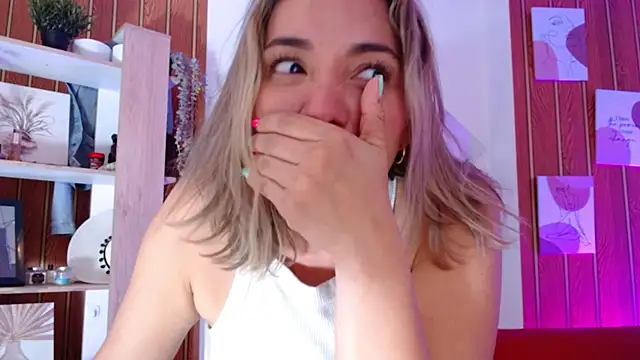 milfsecret69 live cam on StripChat