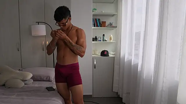 Paradise_boy__ webcam