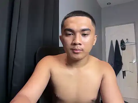 pinoyAdrianneXXX webcam