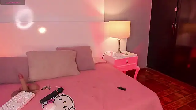 Emily_robertss1 webcam