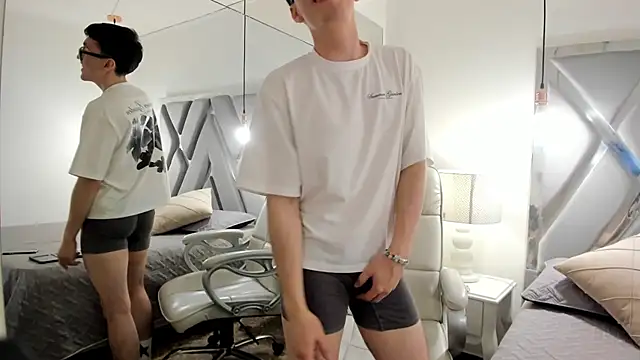 GaelDuke live sex cam