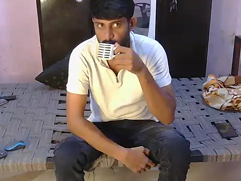 HotXKrish webcam