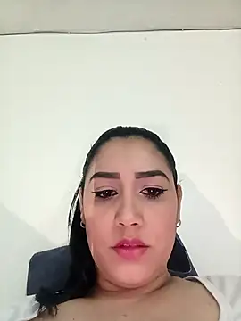 Candyhoneyh webcam