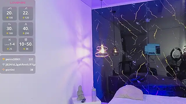 ZoeBlissX webcam