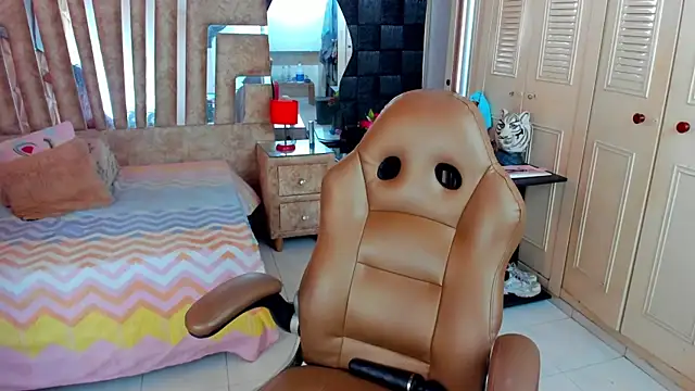 cute_sassy webcam