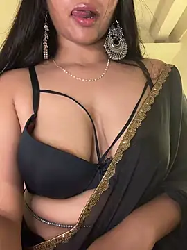 luv_johrrra live webcam show