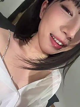 Yiyi-707 live webcam show