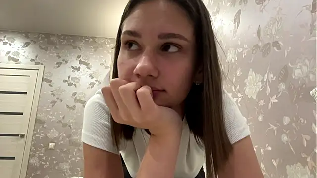 SmileEveryDays live webcam show