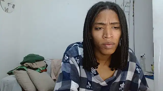 angelamarie1 live cam