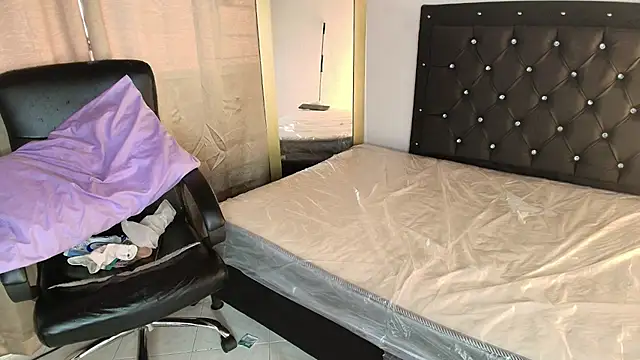 Ari_stone webcam