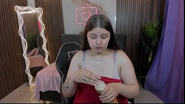 Krysstal_tay1 webcam