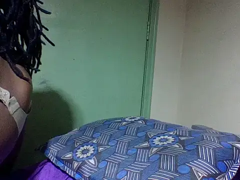 ebony_emmah webcam
