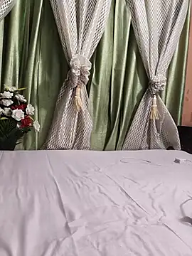 Shalu_G live webcam show