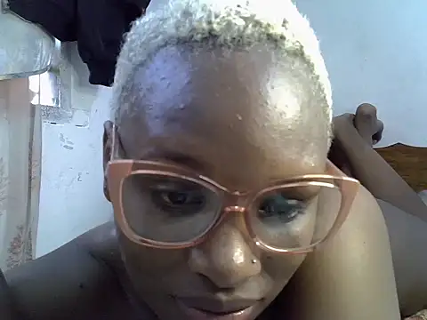 Azariaxxx webcam