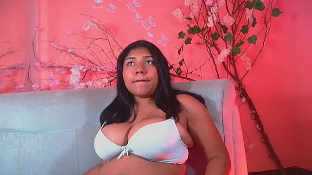 Valky_Hot webcam