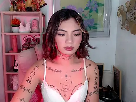 JasmineHiller webcam