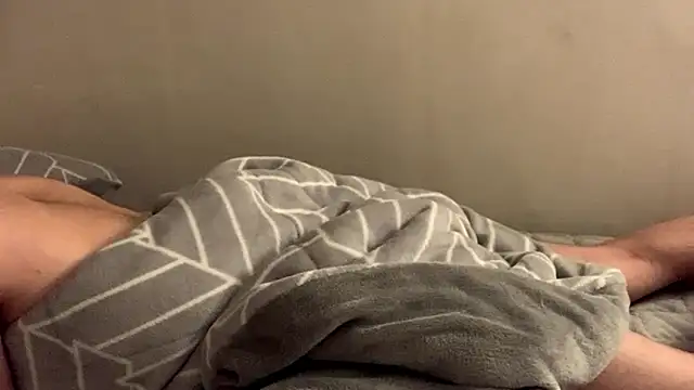 Zzelll live webcam show
