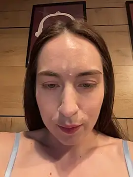 Holly_Play