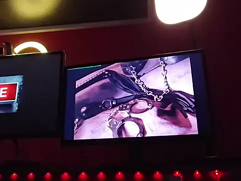_MissJaneWarren_ live webcam