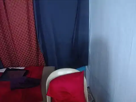 BriannaCruz24 webcam
