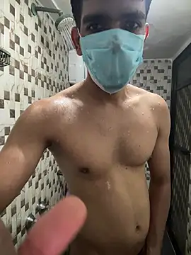 Naughtytomboy78 live cam on StripChat