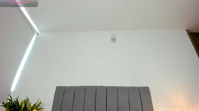 sophie_connors live cam on StripChat