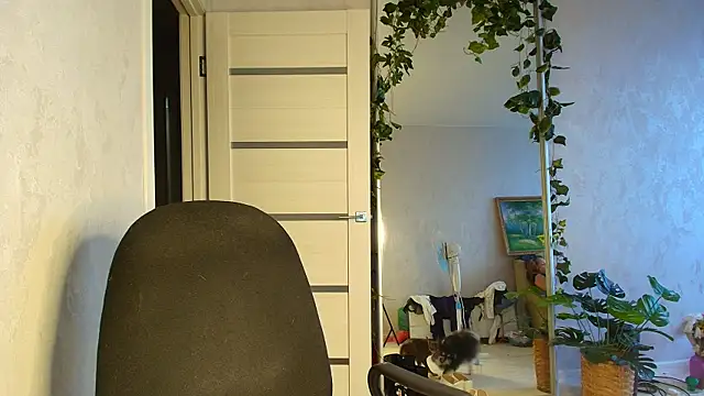 LioraWeiss live webcam show
