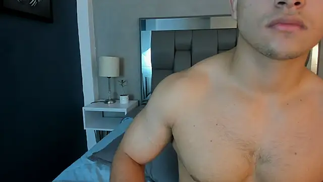 charlie___musk (M twink) - Let´s cum together!