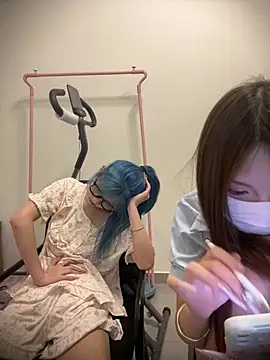 Rocket-Girl live cam on StripChat