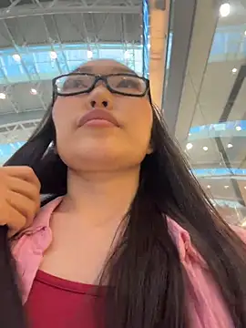trytomakememoam webcam