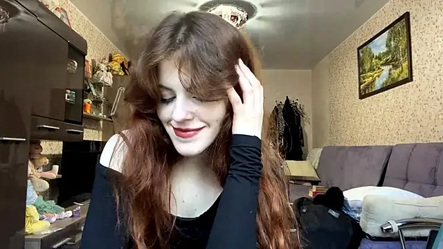 BuzzingRaid live webcam show