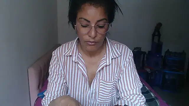 kateleyagrey webcam